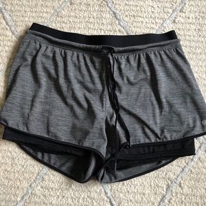 Running shorts